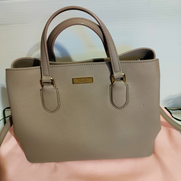 Large Kate spade crossbody/shoulder/handbag - Picture 3 of 14